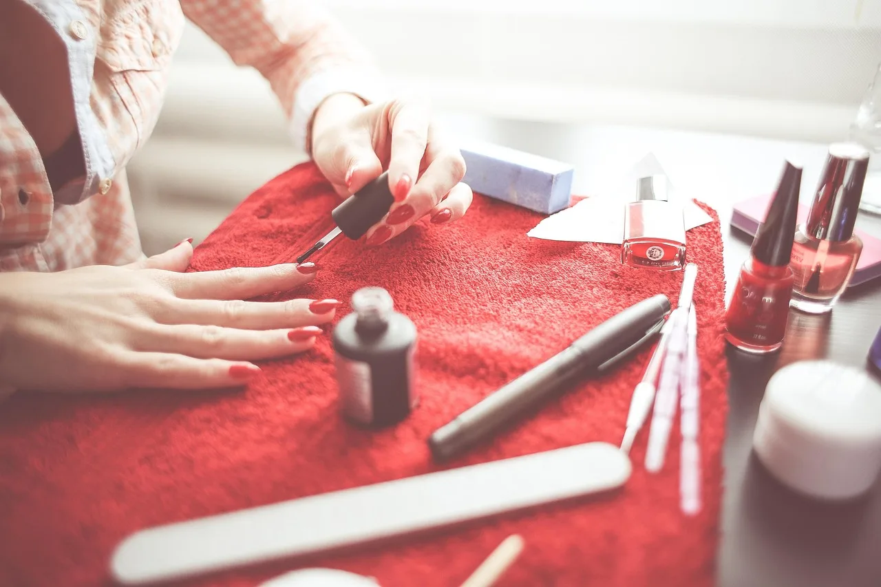 nails, polish, makeup, get ready, date, female, girl, woman, her, she, nails, nails, nails, nails, nails, get ready. Toronto salon licensing and WSIB coverage, a practical overview